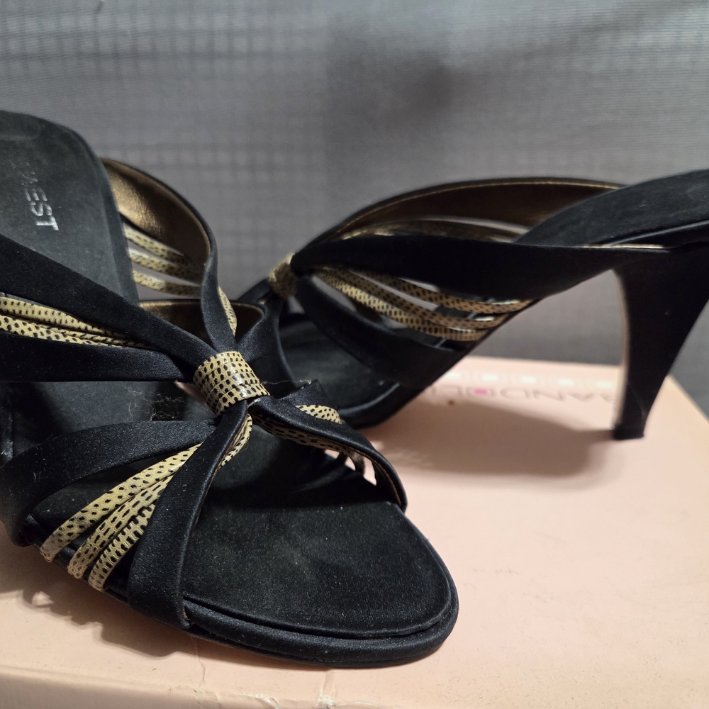 Nine West Black and Gold Heels